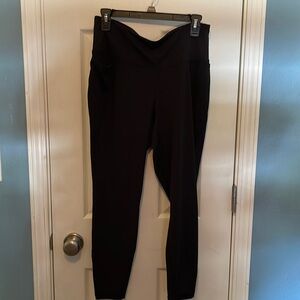 New with tags black Livi 7/8 length leggings with pockets size 14/16 XL